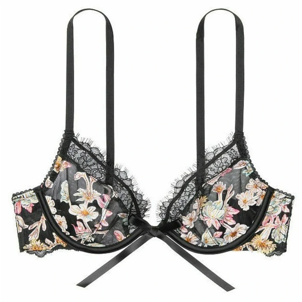 Victoria’s Secret Dream Angels Floral Embroidered Lingerie Set - Picture 3 of 12